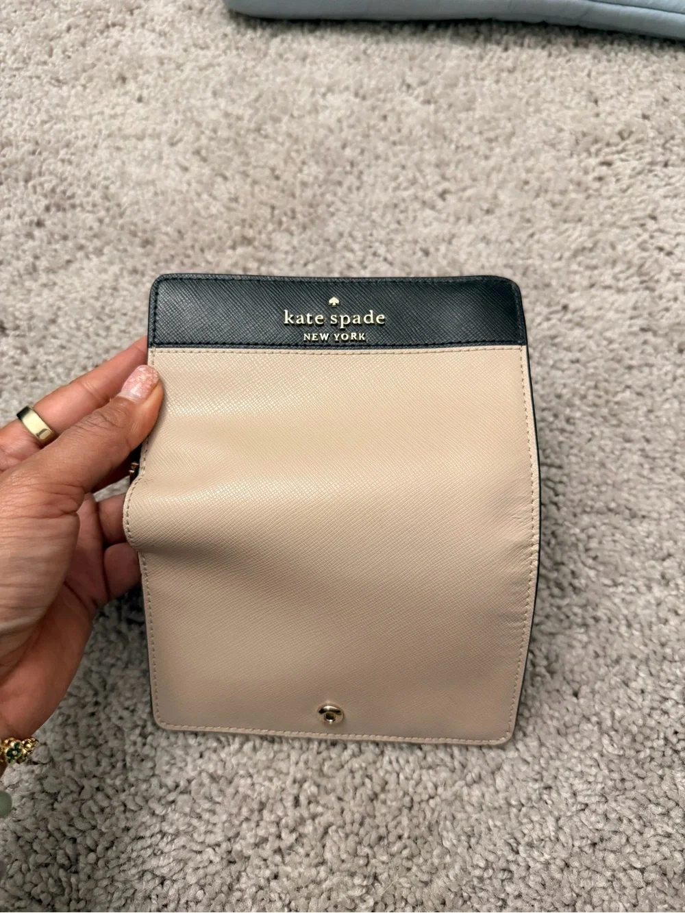 kate spade Two-Tone Black and Beige Zip Wallet - Picture 4 of 6